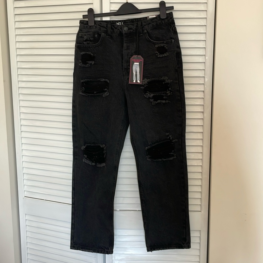 No Boundaries black jeans